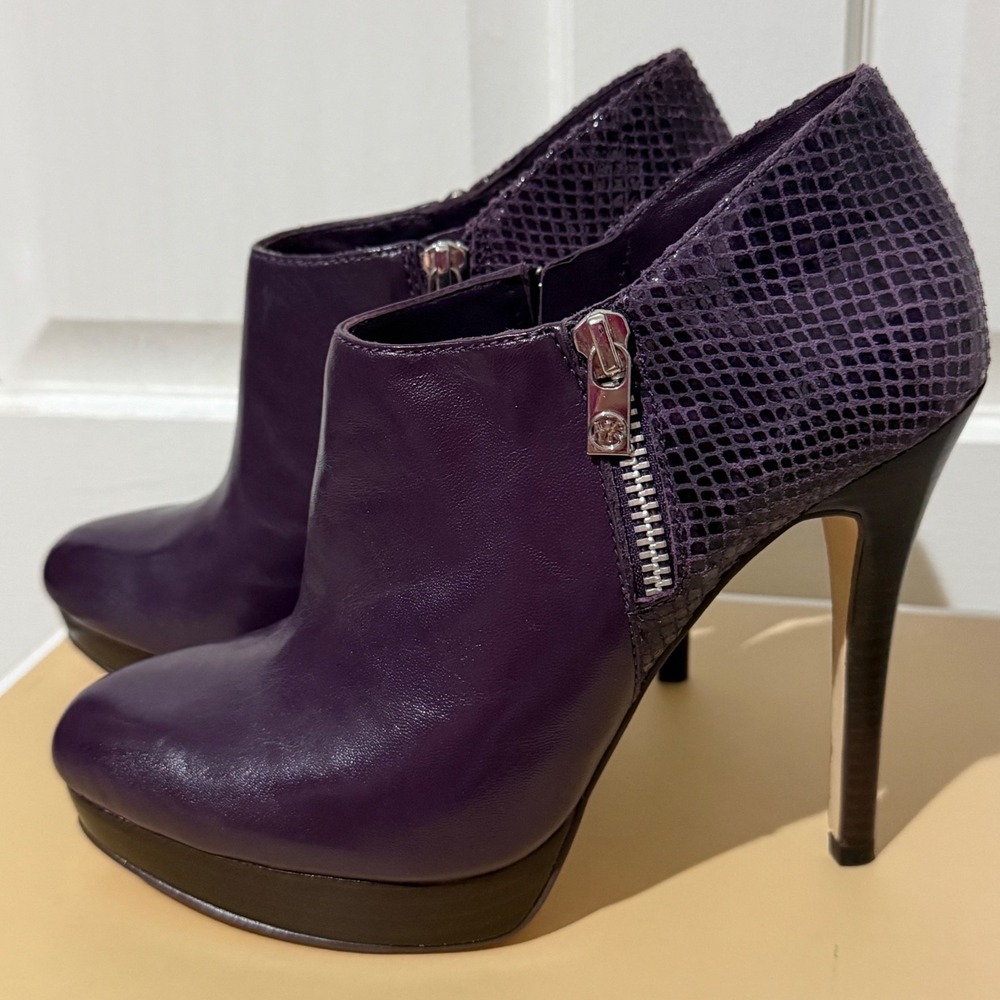 Michael Kors Purple Leather Snakeskin Platform Ankle Booties Heels Womens 7.5M - Picture 3 of 7
